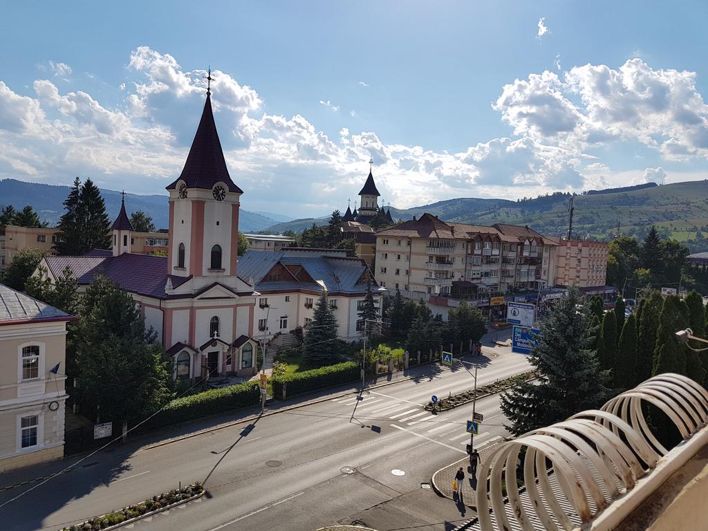 Ultracentral Bucovina Gura Humorului Quarto foto